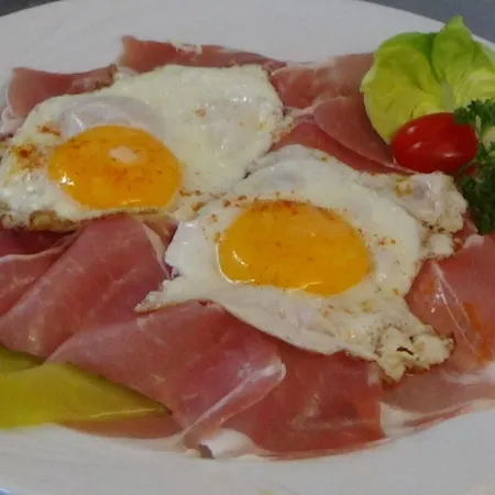 ホテル Akzent Koerner Hof